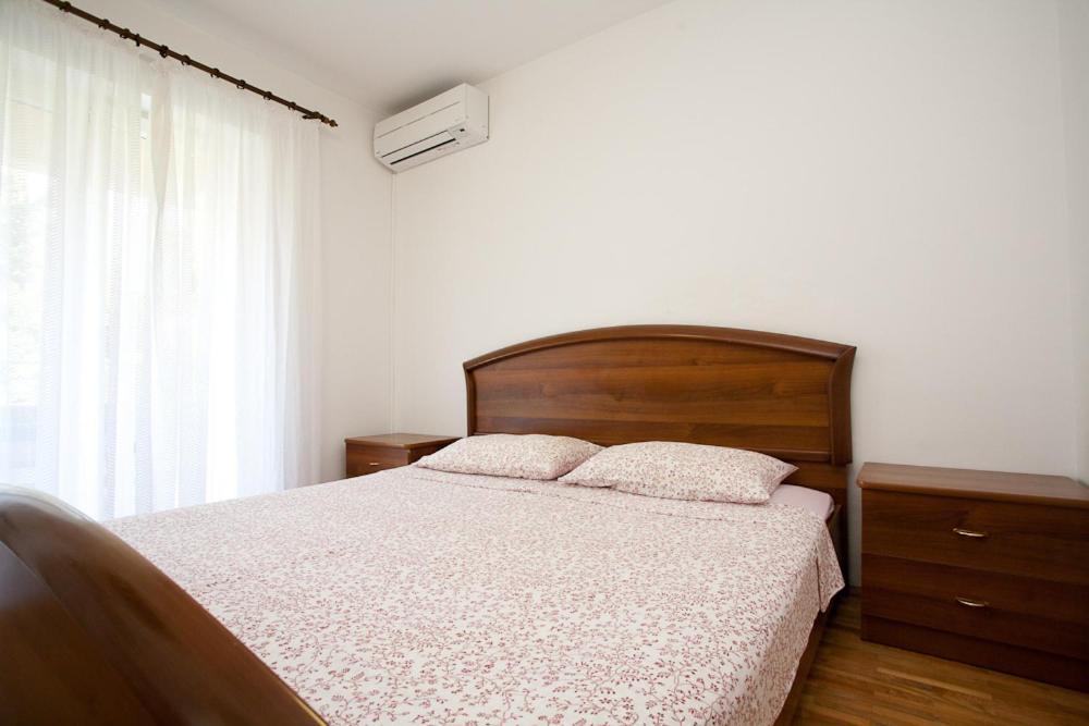 Bed & Breakfast Mario Крк Екстер'єр фото